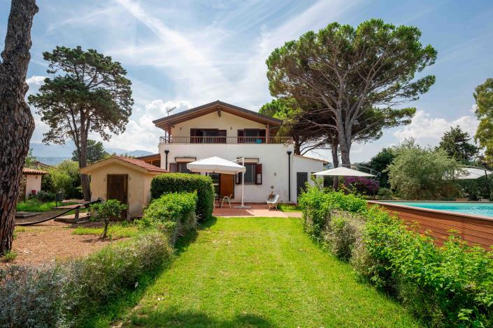 Image No.9-Villa de 4 chambres à vendre à Campofelice di Roccella