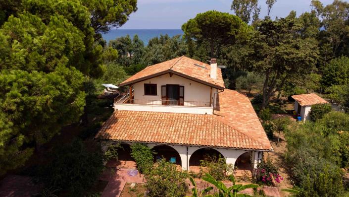 Image No.4-Villa de 4 chambres à vendre à Campofelice di Roccella