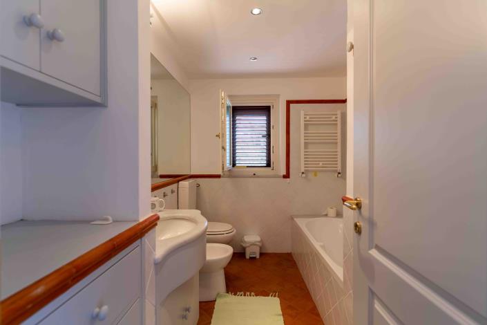 Image No.55-Villa de 4 chambres à vendre à Campofelice di Roccella