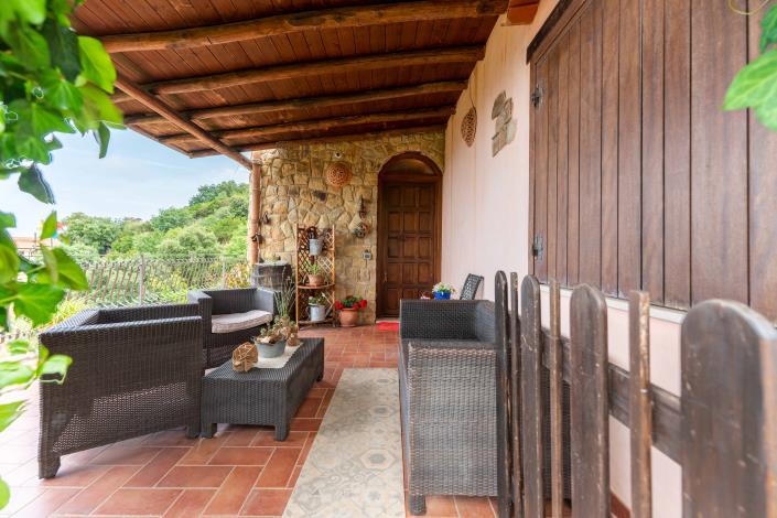 Image No.3-5 Bed Villa for sale