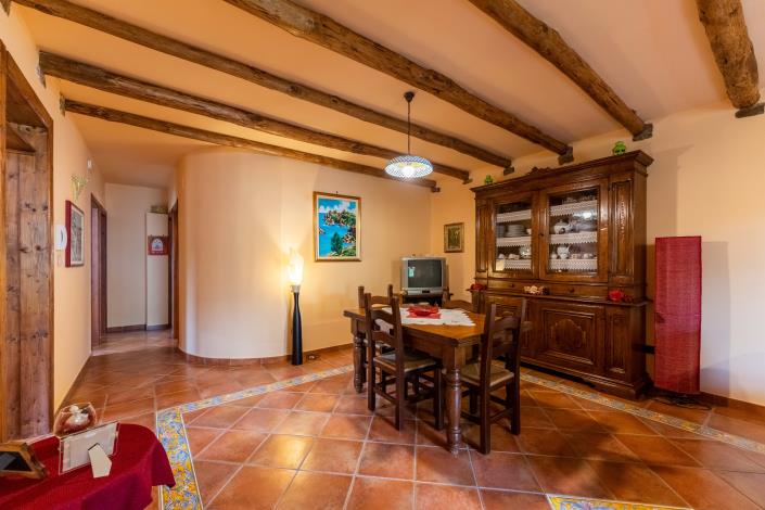 Image No.12-5 Bed Villa for sale