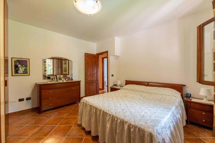 Image No.20-5 Bed Villa for sale