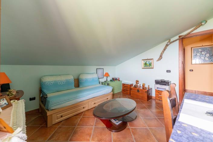 Image No.33-5 Bed Villa for sale