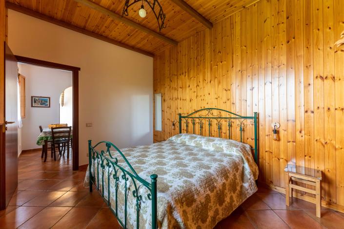 Image No.44-5 Bed Villa for sale