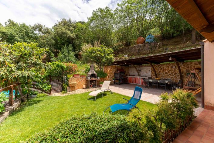 Image No.48-5 Bed Villa for sale