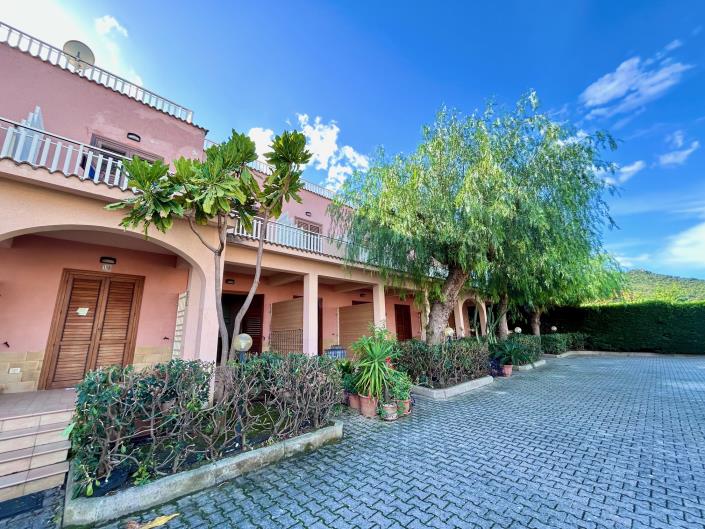 Image No.3-2 Bed House/Villa for sale