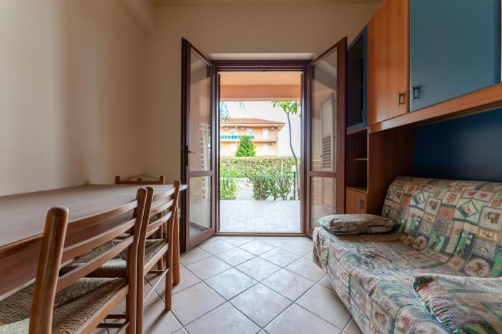 Image No.9-2 Bed House/Villa for sale