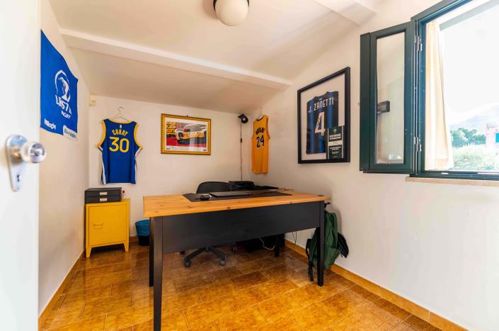 Image No.38-Maison / Villa de 2 chambres à vendre à Cefalù