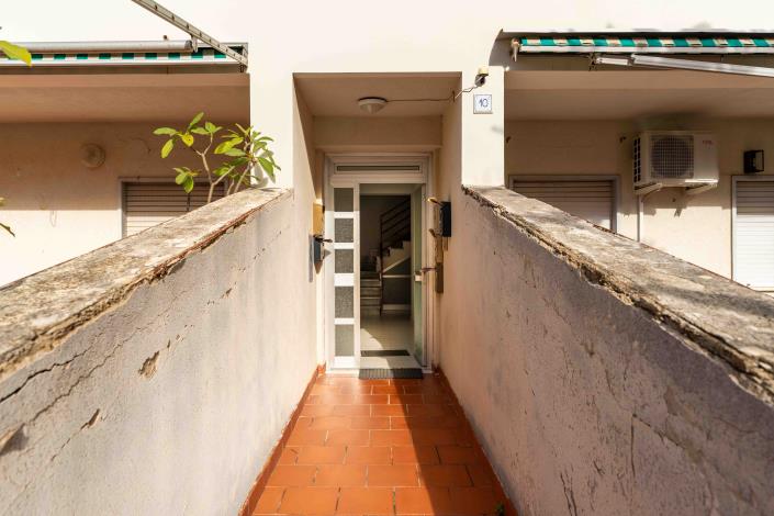 Image No.11-1 Bed Apartment for sale