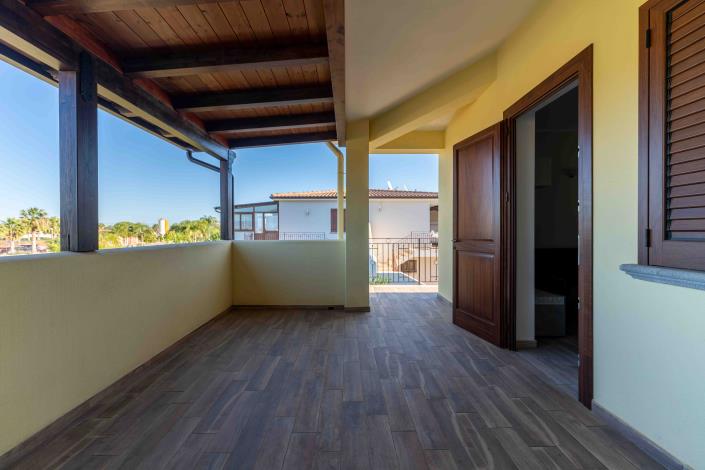 Image No.13-3 Bed Villa / Detached for sale