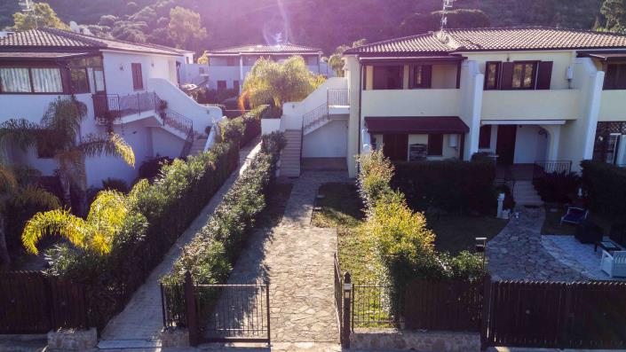 Image No.2-3 Bed Villa / Detached for sale