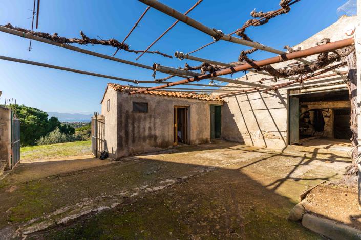 Image No.23-House for sale