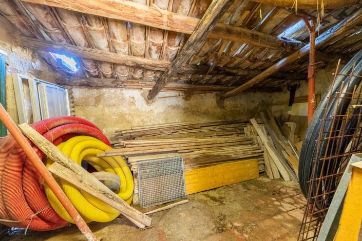 Image No.30-House for sale