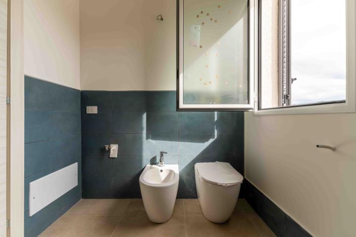 Image No.22-2 Bed Apartment for sale