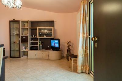 V584Spazionso-e-Luminoso-appartamento-Cefa--5-