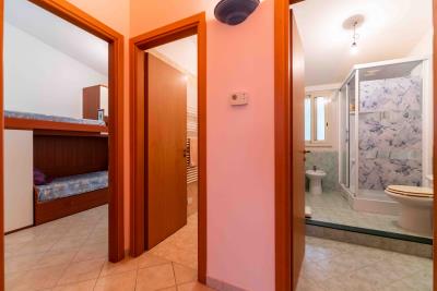 V584Spazionso-e-Luminoso-appartamento-Cefa--12-