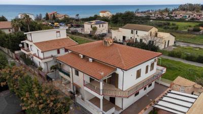 1 - Campofelice di Roccella, Apartment