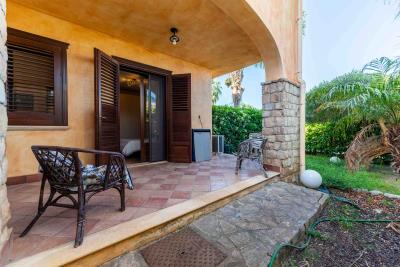V590-incantevole-residenza-al-piano-terra-con-giardino-privato---11-