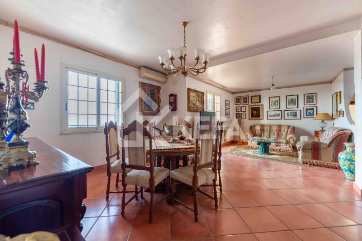 Image No.4-4 Bed Apartment for sale