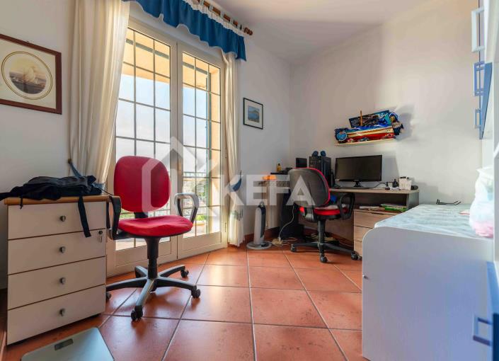 Image No.22-4 Bed Apartment for sale