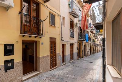 V600-appartamento-nel-cuore-del-centro-storico-di-Cefalu--1-