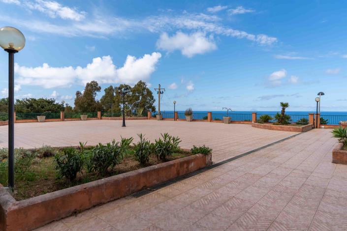 Image No.11-1 Bed Apartment for sale