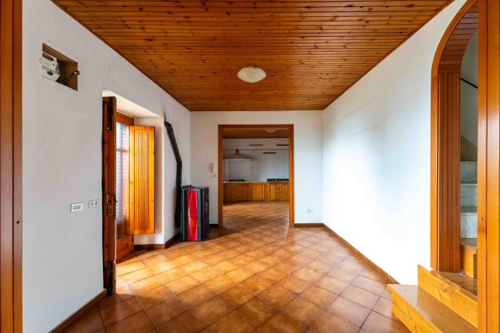 Image No.21-Villa de 5 chambres à vendre à Castelbuono