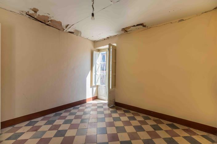 Image No.5-Appartement de 3 chambres à vendre à Castelbuono