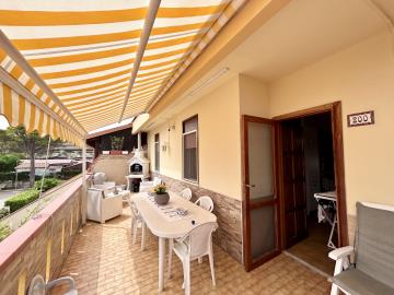 1 - Campofelice di Roccella, Appartement