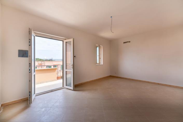 Image No.11-3 Bed Apartment for sale