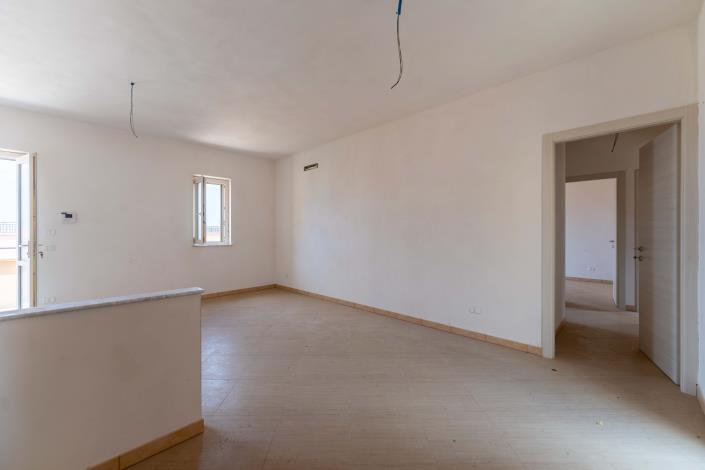 Image No.14-3 Bed Apartment for sale