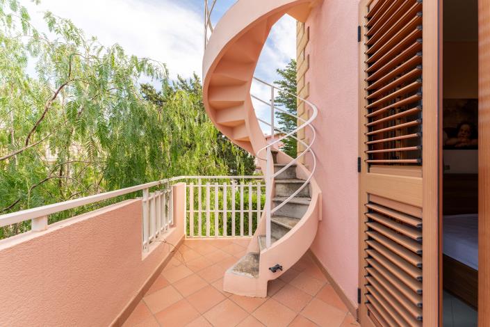 Image No.44-3 Bed Villa for sale