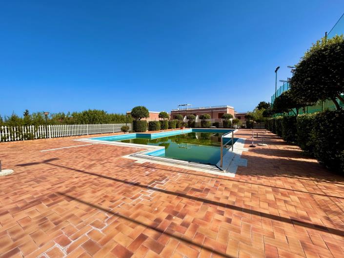 Image No.53-3 Bed Villa for sale