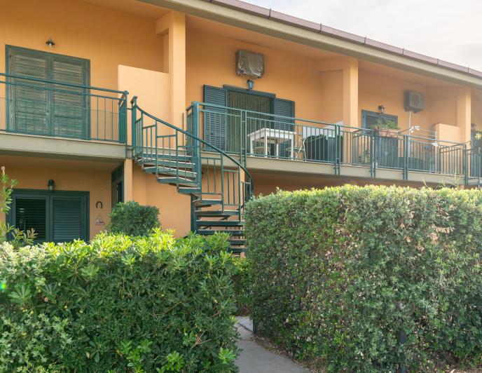 Image No.10-2 Bed Apartment for sale