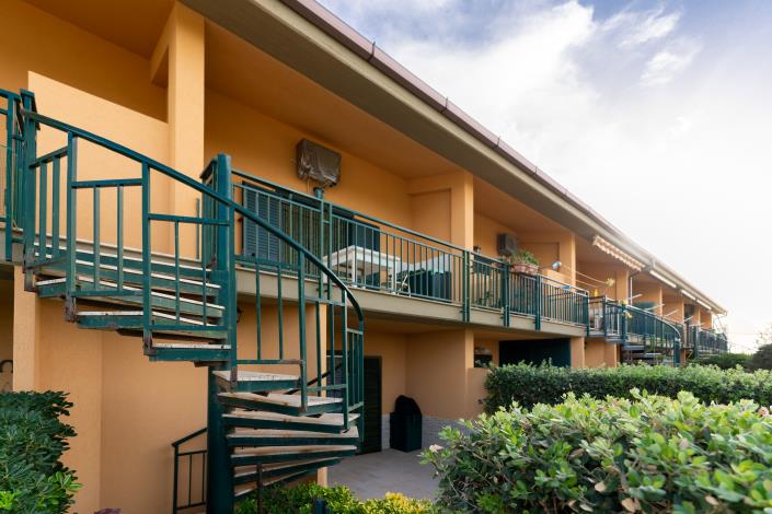 Image No.1-Appartement de 2 chambres à vendre à Campofelice di Roccella