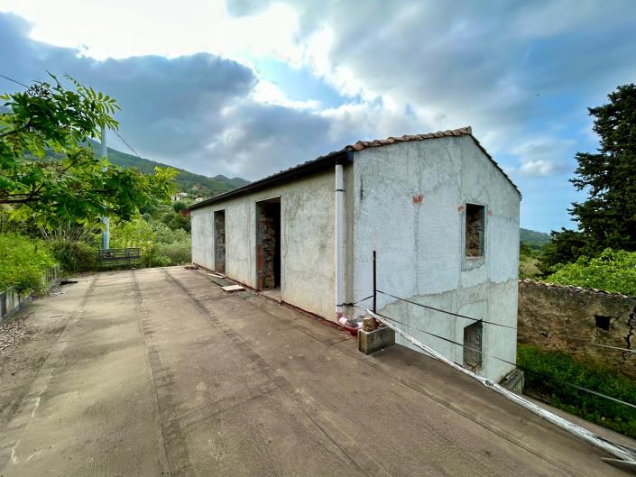 Image No.37-House for sale