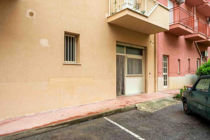 Image No.2-Maison de 1 chambre à vendre à Lascari