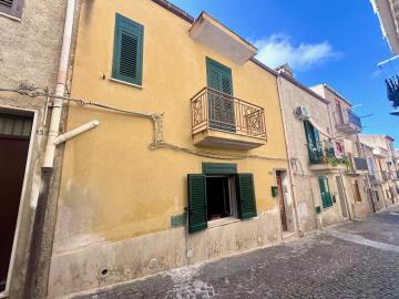 1 - Lascari, Maison