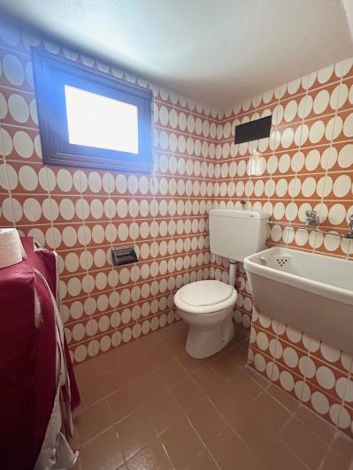 Image No.11-2 Bed House for sale