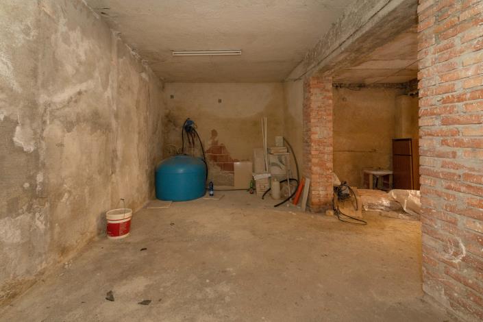 Image No.26-2 Bed House for sale