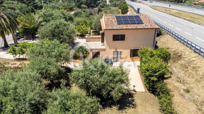 Image No.50-2 Bed Villa for sale