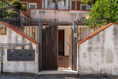 magazzino-adibito-ad-appartamento-a-cefalu-via-c2--2-