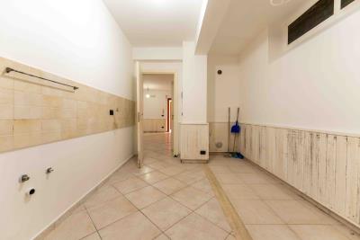 magazzino-adibito-ad-appartamento-a-cefalu-via-c2--13-