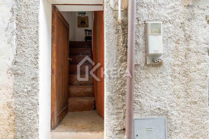 Image No.6-Maison de ville de 1 chambre à vendre à Isnello