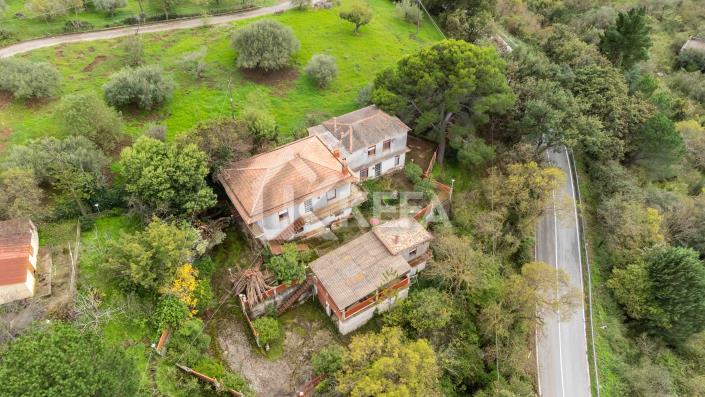 Image No.3-8 Bed Villa for sale