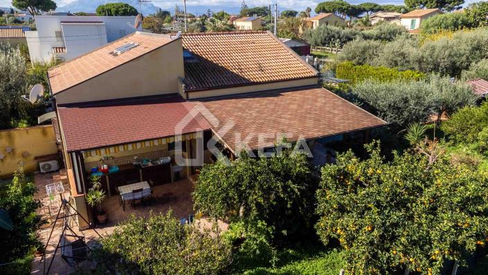 Image No.2-3 Bed Villa for sale