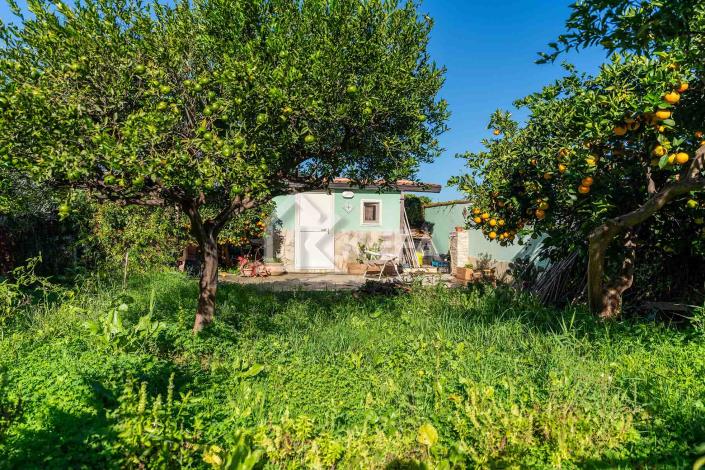 Image No.12-3 Bed Villa for sale