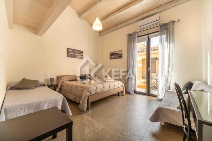 Image No.10-3 Bed Apartment for sale