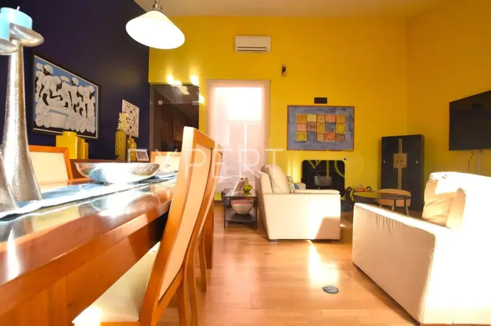 Image No.1-4 Bed Villa for sale