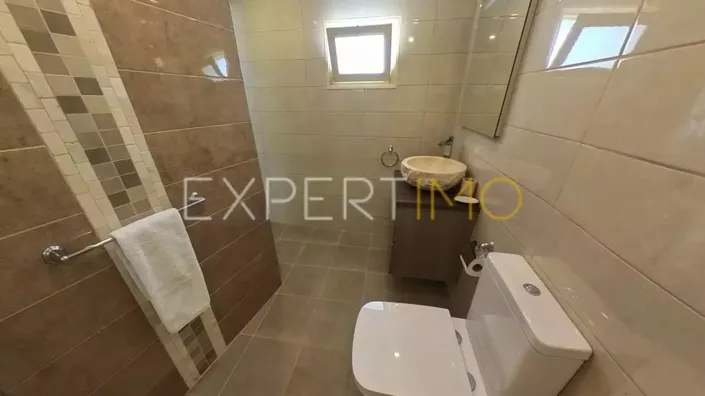Image No.10-3 Bed Villa for sale
